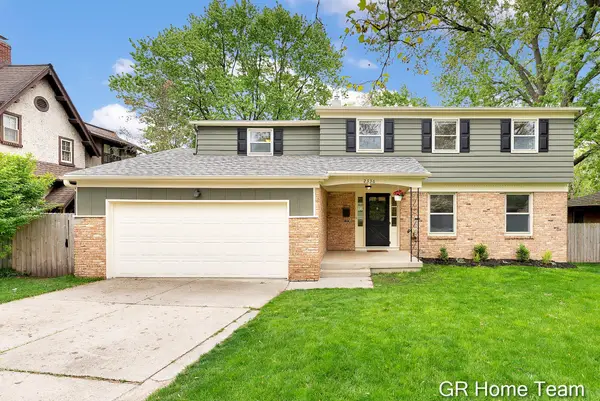 2336 Elliott Street Se, Grand Rapids, MI 49506