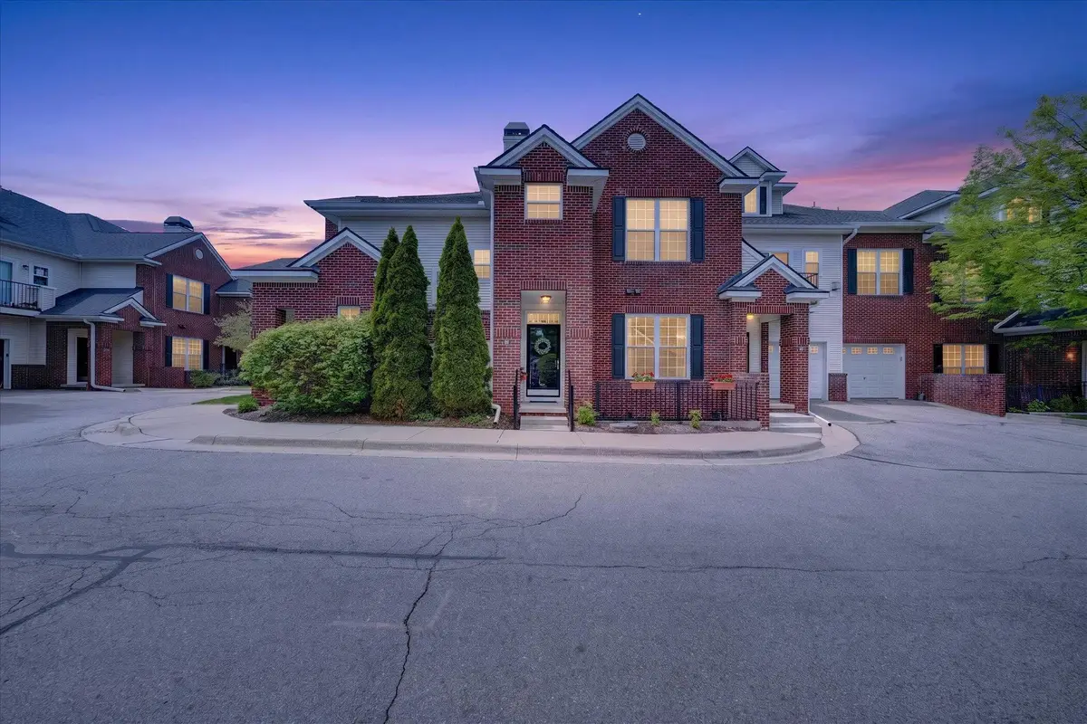 229 Scio Village #107, Ann Arbor, MI 48103 - #1