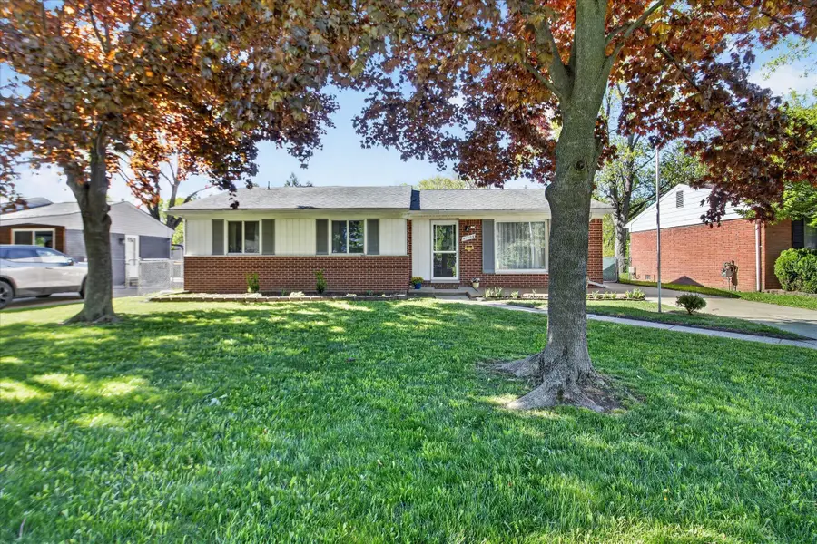 41725 Arthur Street, Belleville, MI 48111 - #3