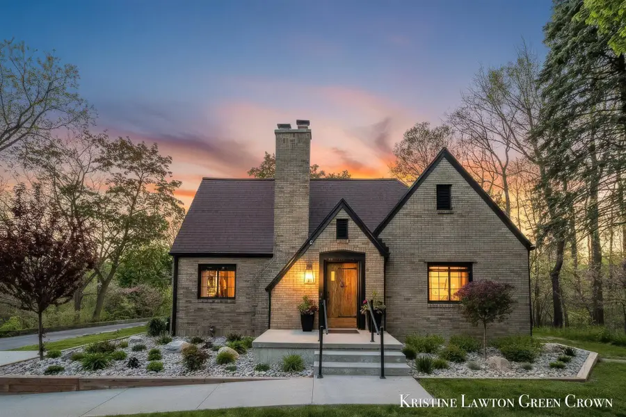 200 Greenridge Drive Nw, Grand Rapids, MI 49544 - #2