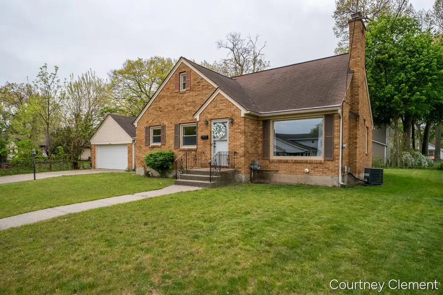 2565 Cherrywood Court Sw, Wyoming, MI 49519 - #2