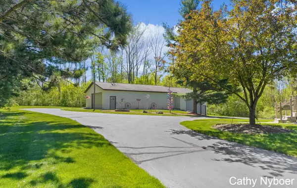 9270 Baumhoff Avenue Nw, Sparta, MI 49345
