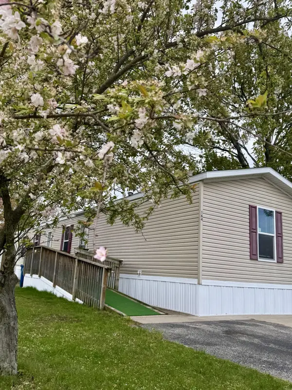 1700 Robbins Road #164, Grand Haven, MI 49417