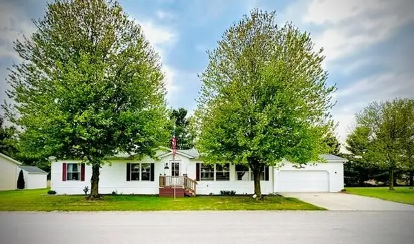13633 Iris Lane, Cedar Springs, MI 49319