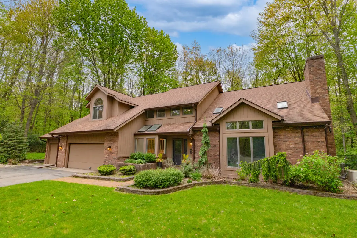 7170 Hawthorn Valley Avenue, Kalamazoo, MI 49009 - #1