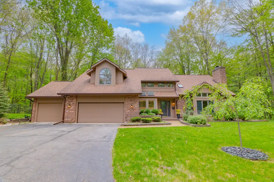 7170 Hawthorn Valley Avenue, Kalamazoo, MI 49009 - #2