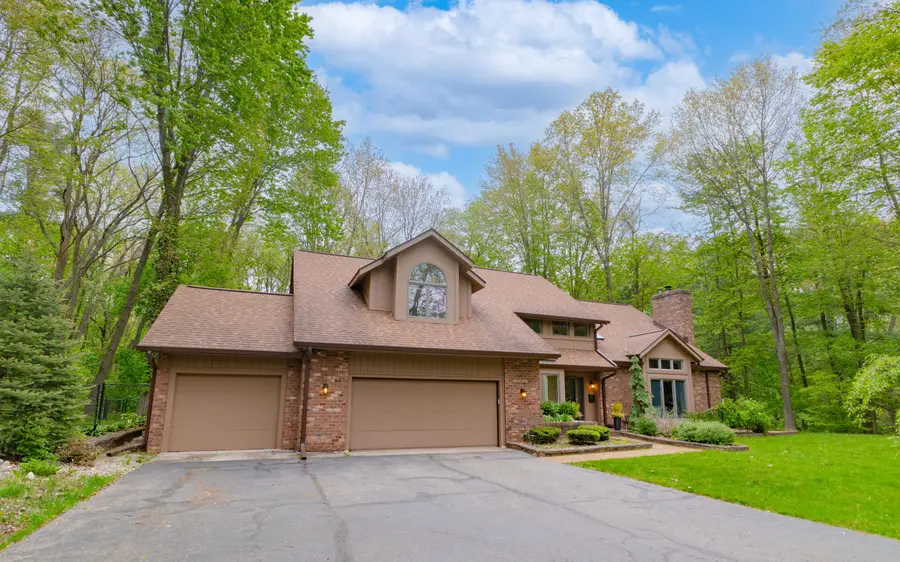 7170 Hawthorn Valley Avenue, Kalamazoo, MI 49009 - #3
