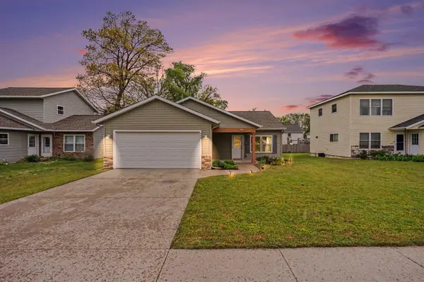 495 W 24th Street, Holland, MI 49423