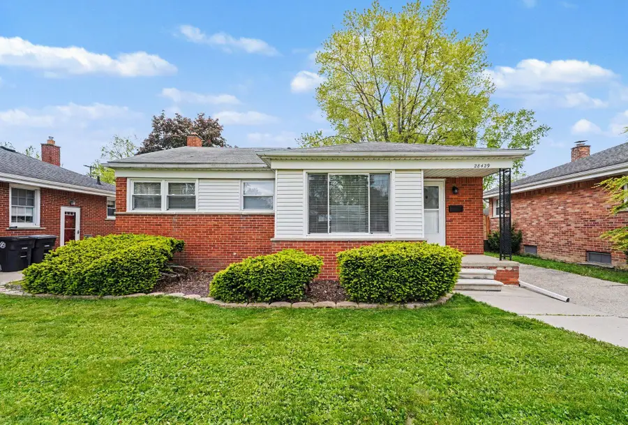28429 Cleveland, Livonia, MI 48150 - #2
