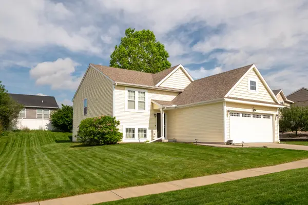 10121 Castle Creek Circle #45, Galesburg, MI 49053