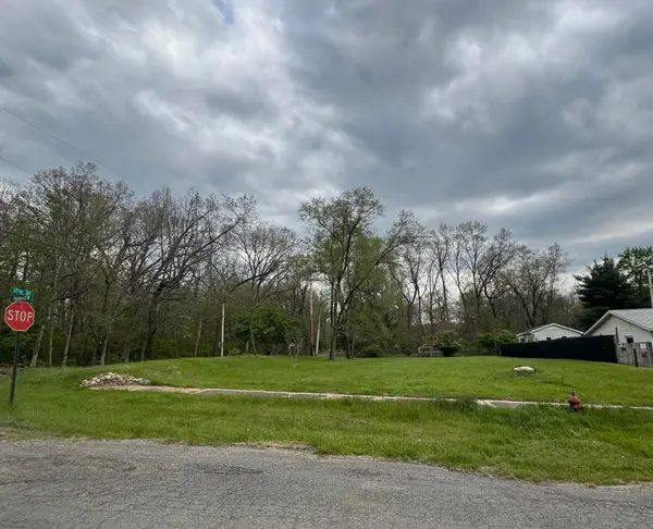 1660 Parkview Drive, Niles, MI 49120