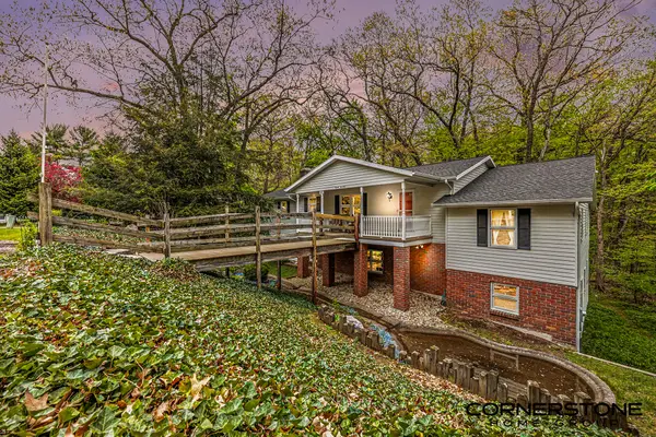 2070 Timberview Drive Ne, Grand Rapids, MI 49525