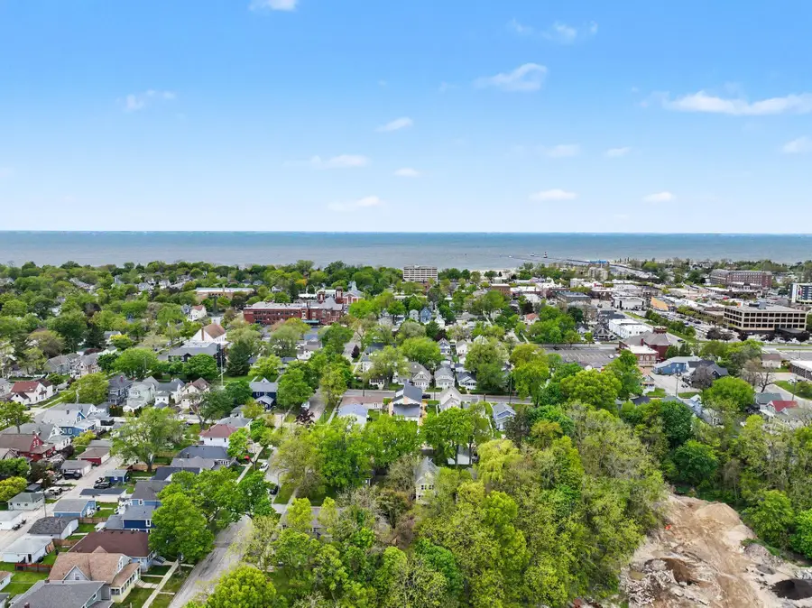 512 Marsh Street, Saint Joseph, MI 49085 - #2