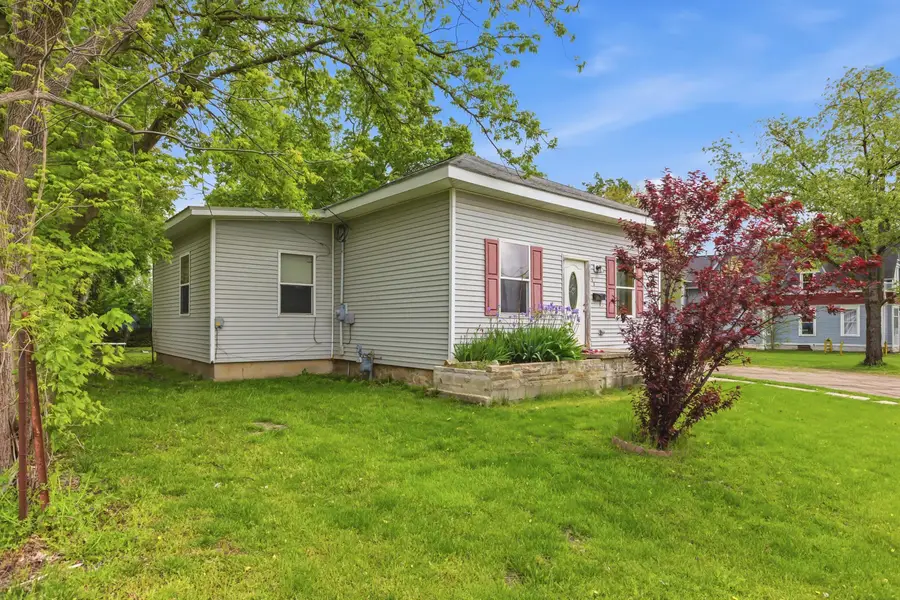 52 W Chicago Street, Quincy, MI 49082 - #2