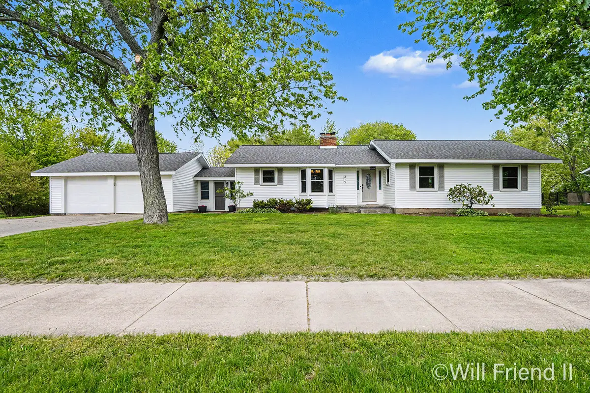 319 Country Club Road, Holland, MI 49424 - #1