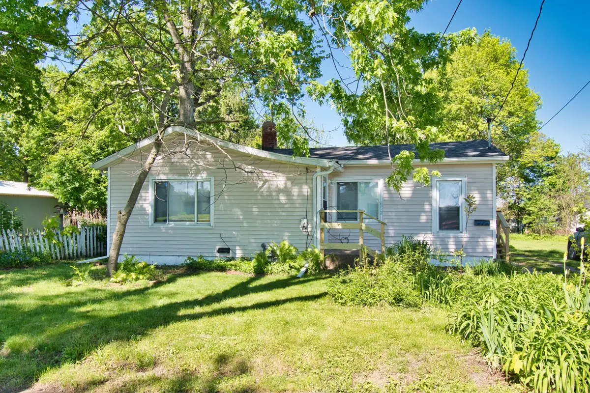 652 N 7th Street, Niles, MI 49120 - #1