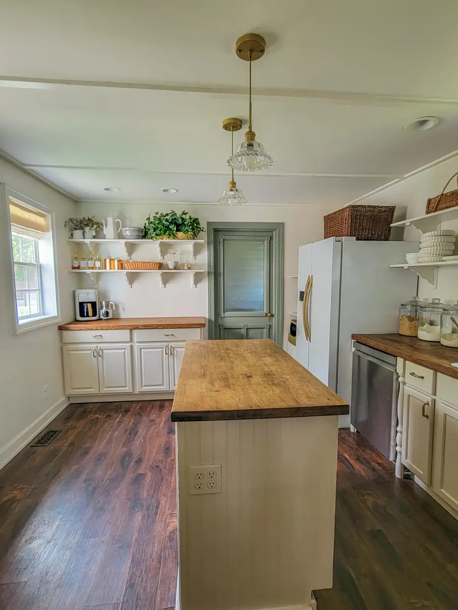 214 N Fourth Street, Sturgis, MI 49091 - #3