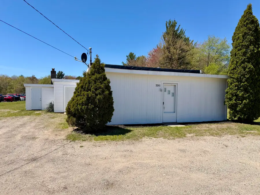 3261 Whitehall Road, Muskegon, MI 49445 - #2