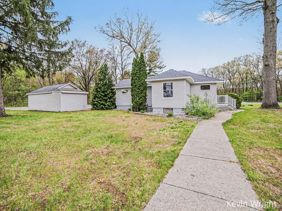 5948 Holton Road, Twin Lake, MI 49457 - #2
