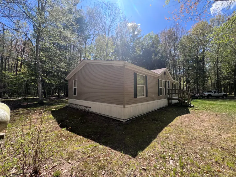 5932 E Partridge Lane, Newaygo, MI 49337 - #2