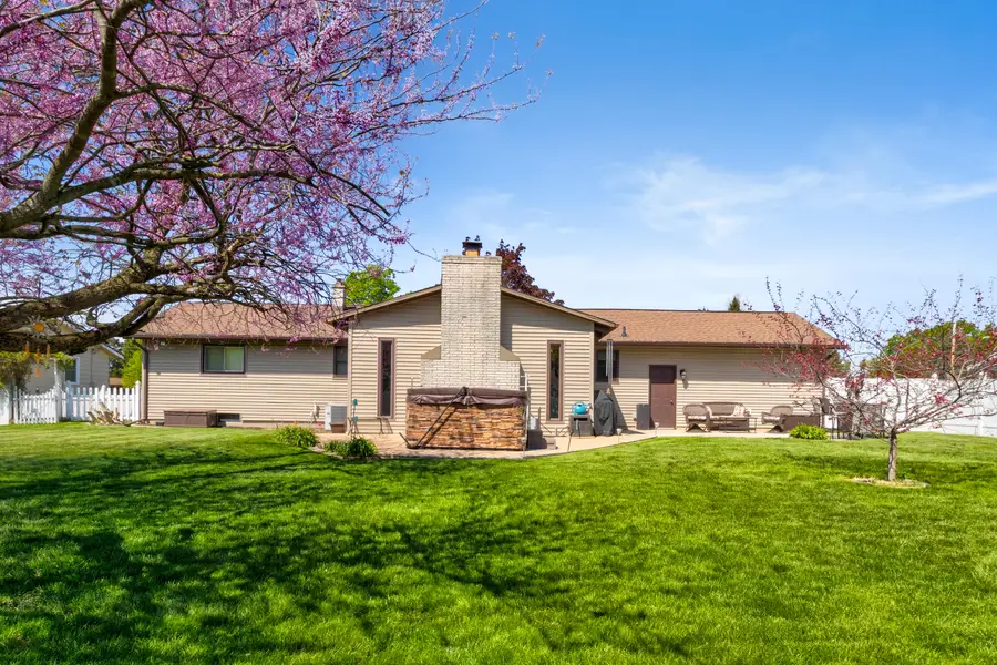 7702 Park Lane Avenue, Jenison, MI 49428 - #3