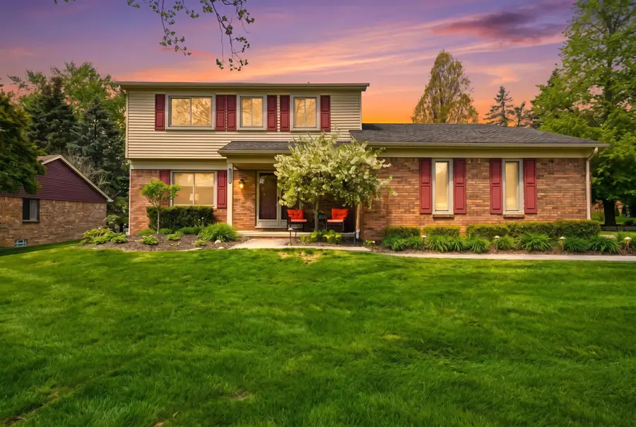 2070 Winchester Road, Rochester Hills, MI 48307 - #2