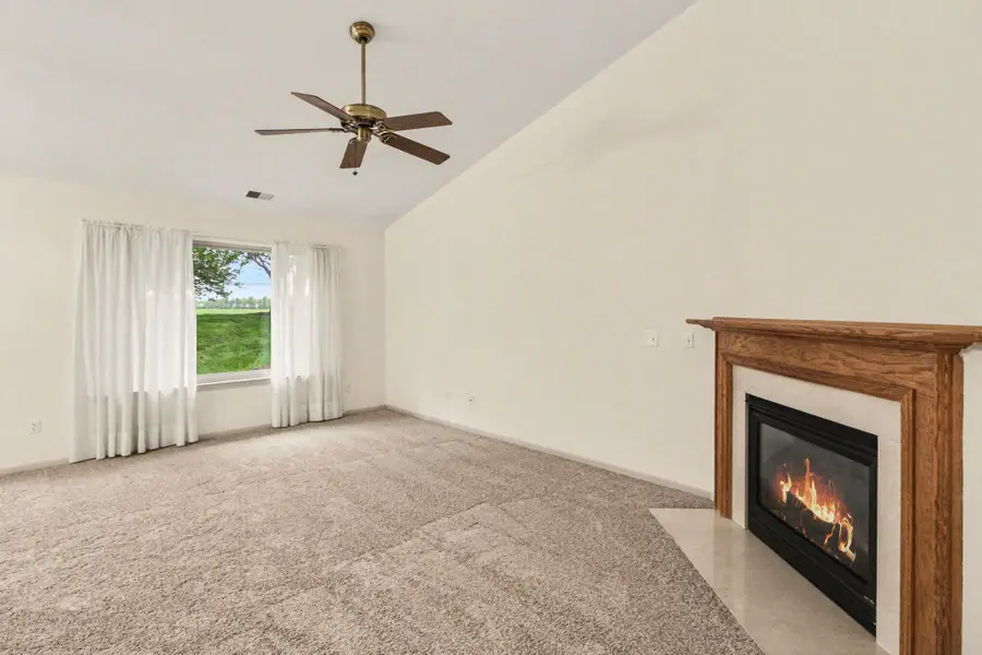 46122 Reedgrass Lane, Van Buren Township, MI 48111 - #3