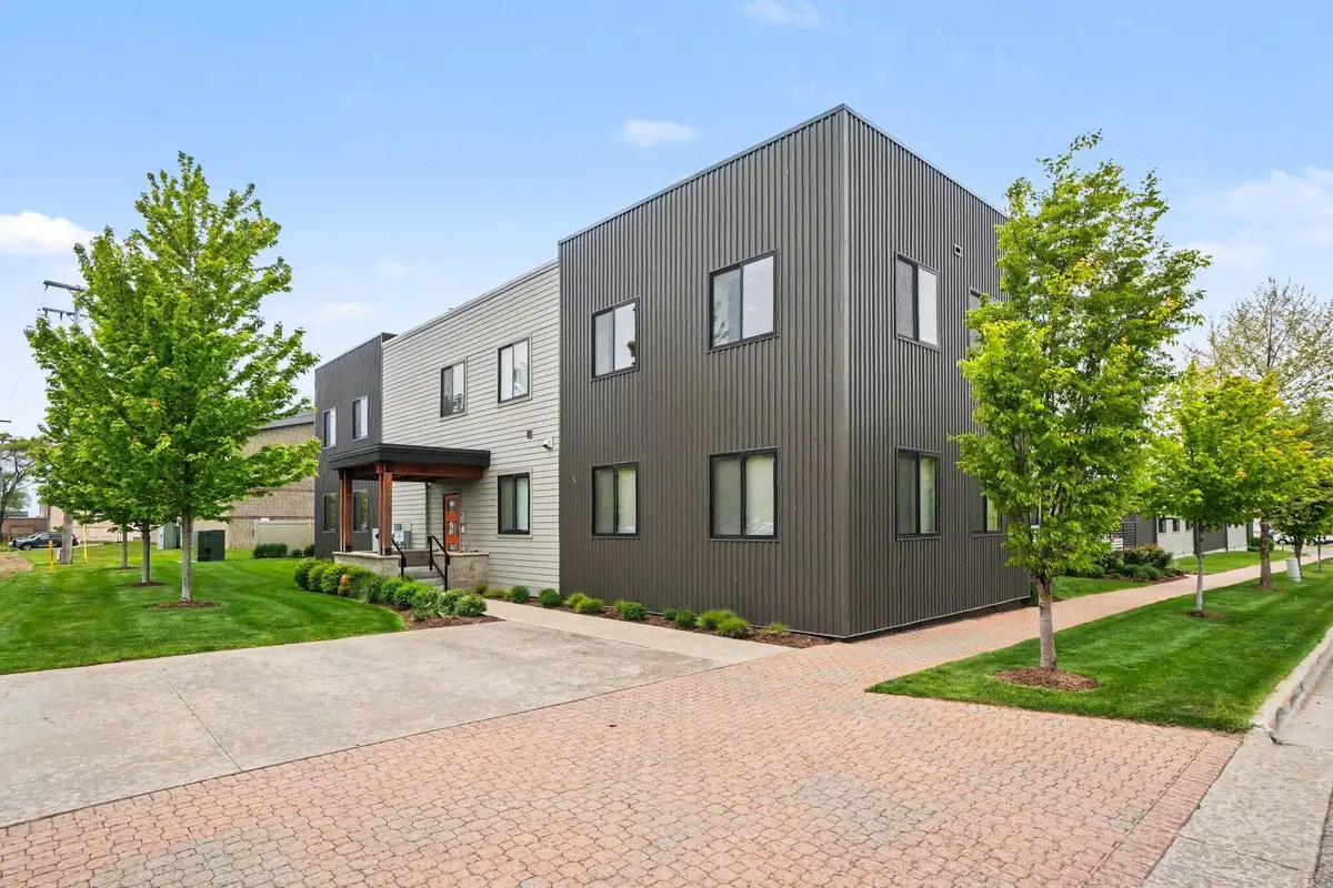 110 Central Avenue #102, Holland, MI 49423 - #1