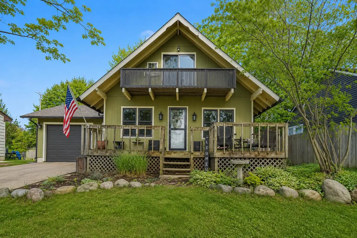 505 Clayton Avenue Nw, Grand Rapids, MI 49534 - #1