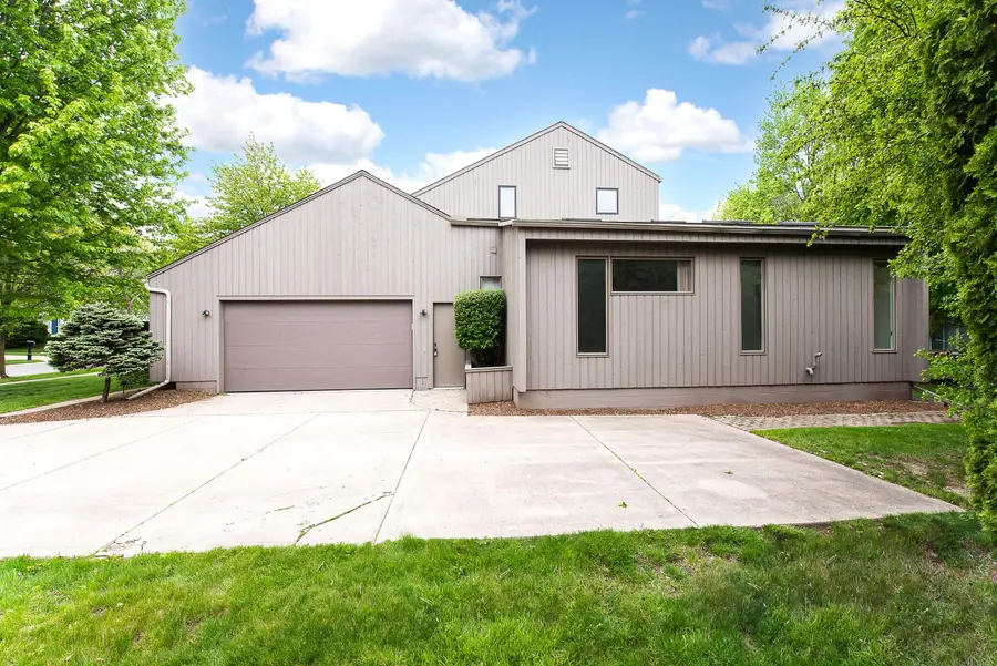 3835 Windemere Drive, Ann Arbor, MI 48105 - #2