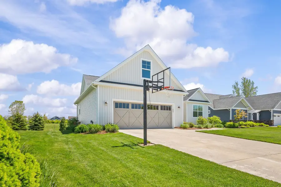 529 Dunewood, Saint Joseph, MI 49085 - #3