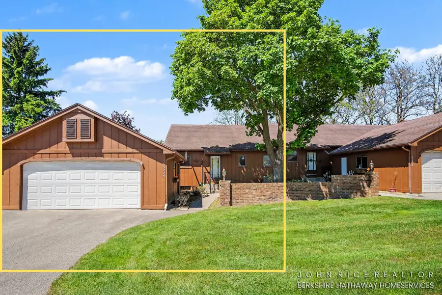 3225 Westminster Drive Se, Kentwood, MI 49512 - #2