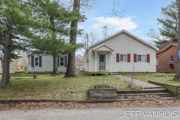 10138 S Lakeside Ridge Road, Baldwin, MI 49304