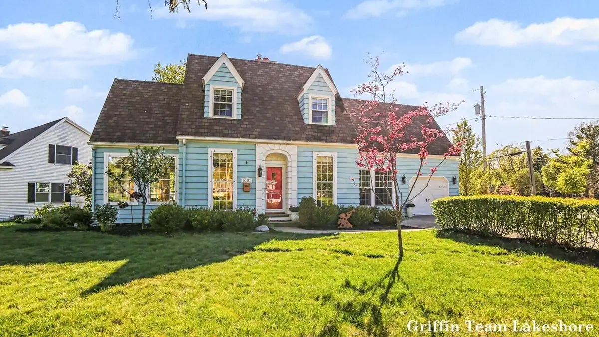 1601 Sheldon Road, Grand Haven, MI 49417 - #1