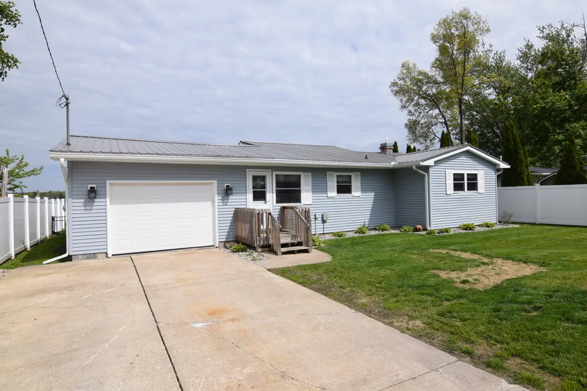 912 West Shore Road, Bronson, MI 49028 - #1