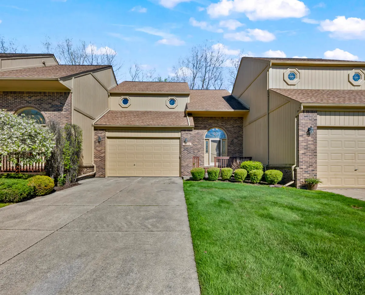 2119 Rochelle Park Drive, Rochester Hills, MI 48309 - #1