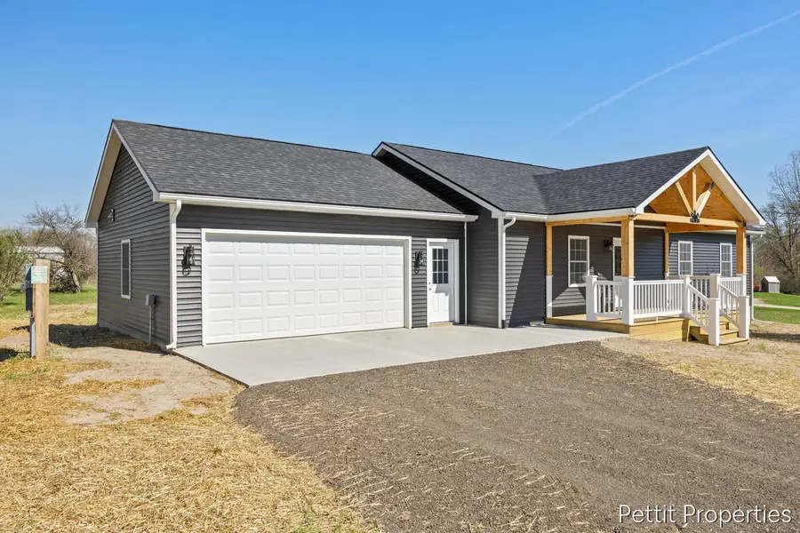 6937 Townhall Road, Sheridan, MI 48884 - #3