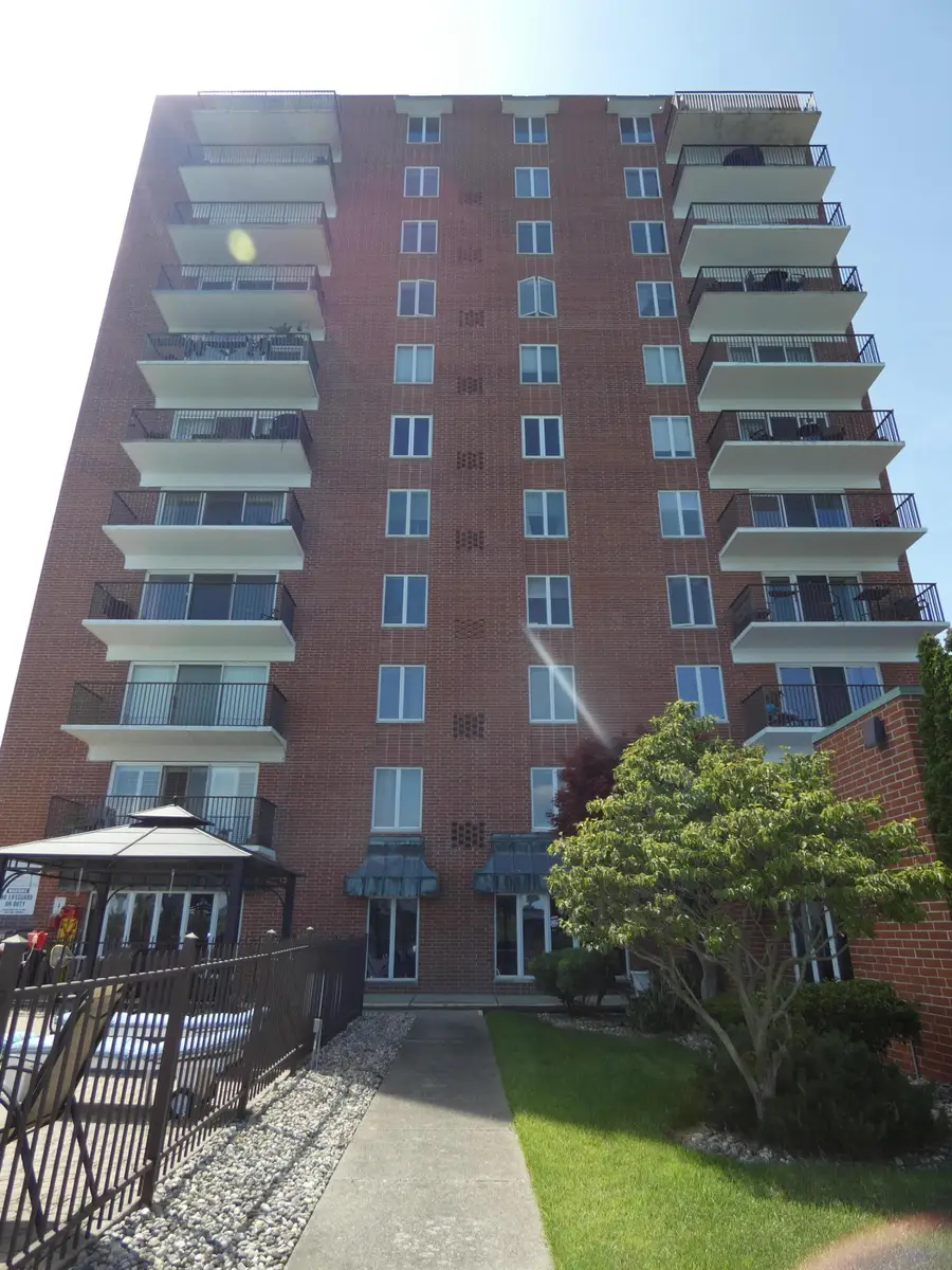3301 Biddle Avenue, Wyandotte, MI 48192 - #2