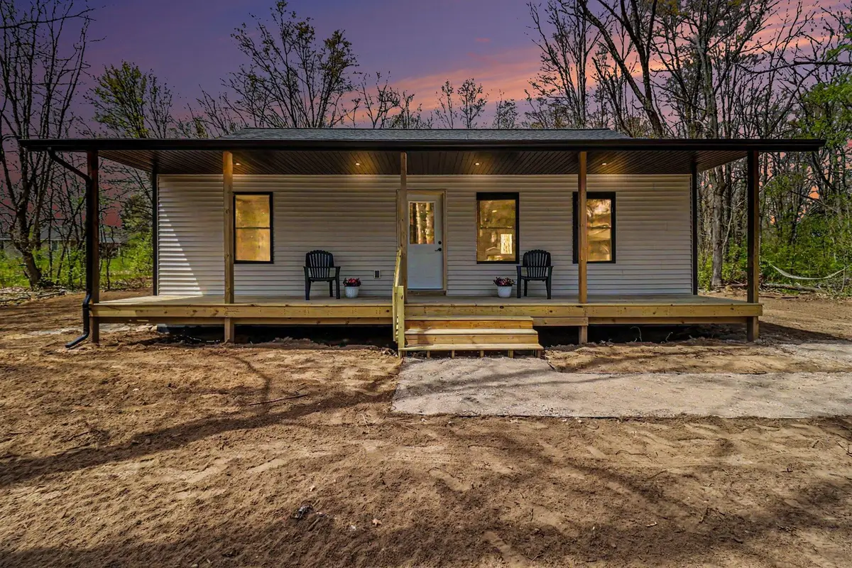 589 S Green Street, White Cloud, MI 49349 - #1