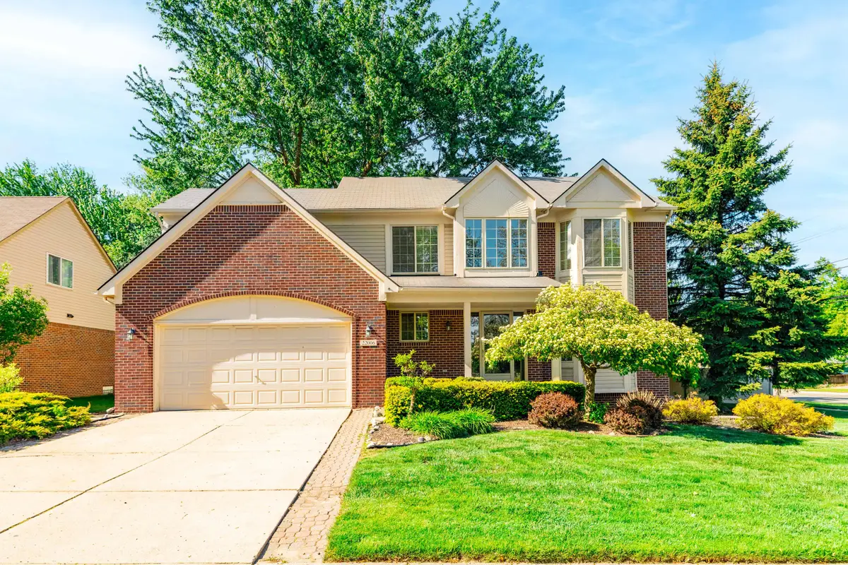 22006 Cherrywood Road, Woodhaven, MI 48183 - #1