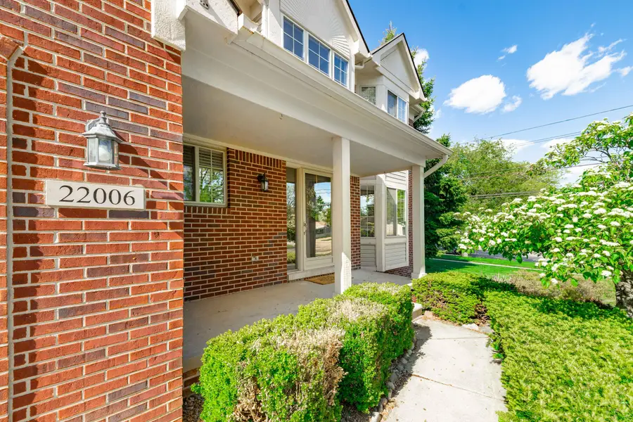 22006 Cherrywood Road, Woodhaven, MI 48183 - #2