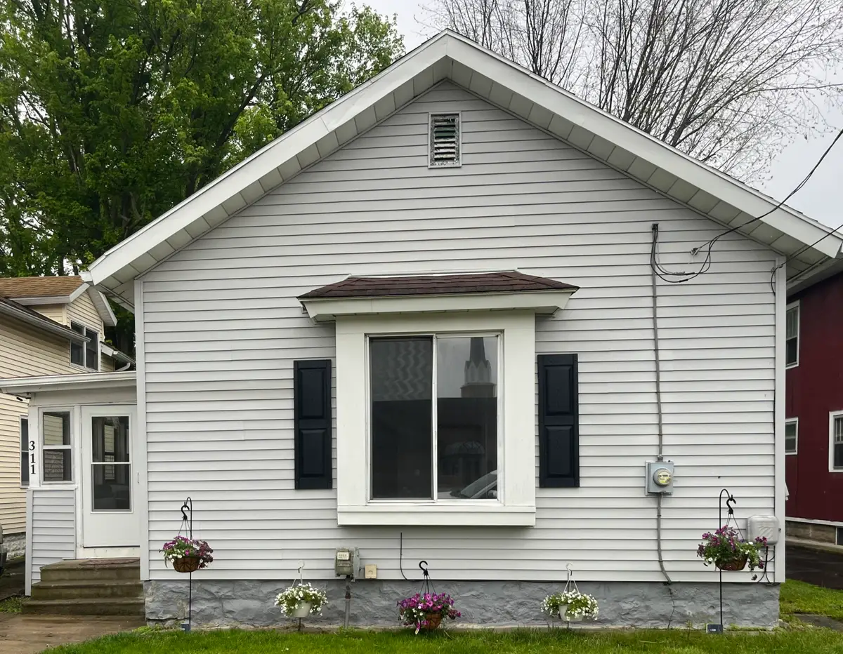 311 Quarry Street, Jackson, MI 49201 - #1