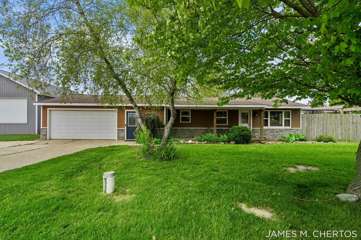 4776 18th Street Sw, Byron Center, MI 49315 - #1