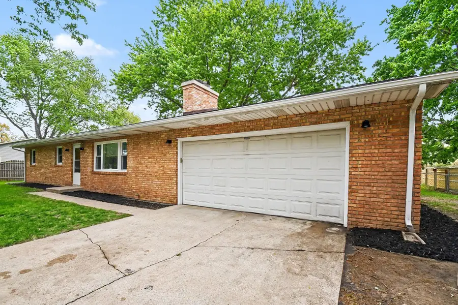 827 E Park Drive, Niles, MI 49120 - #3