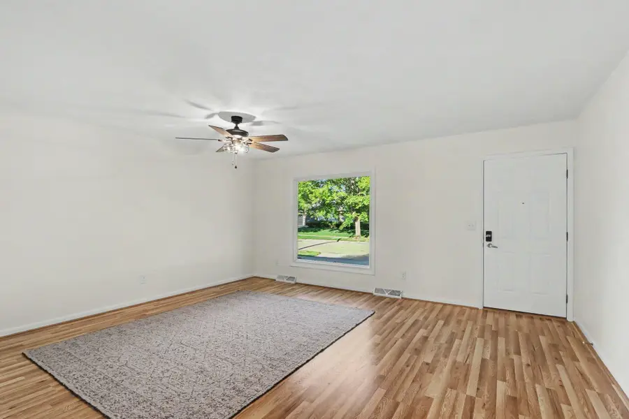 34 Thorncroft Avenue, Battle Creek, MI 49017 - #3