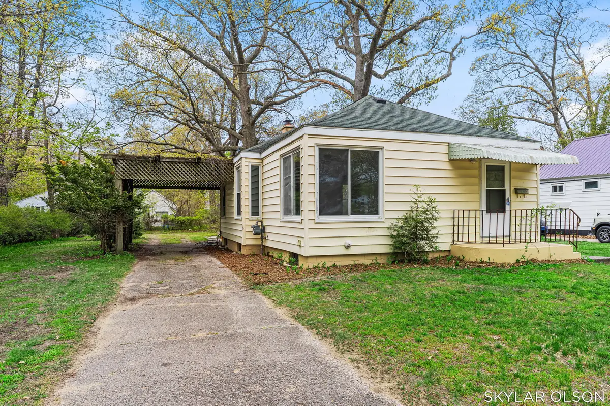 2153 Philo Avenue, Muskegon, MI 49441 - #1