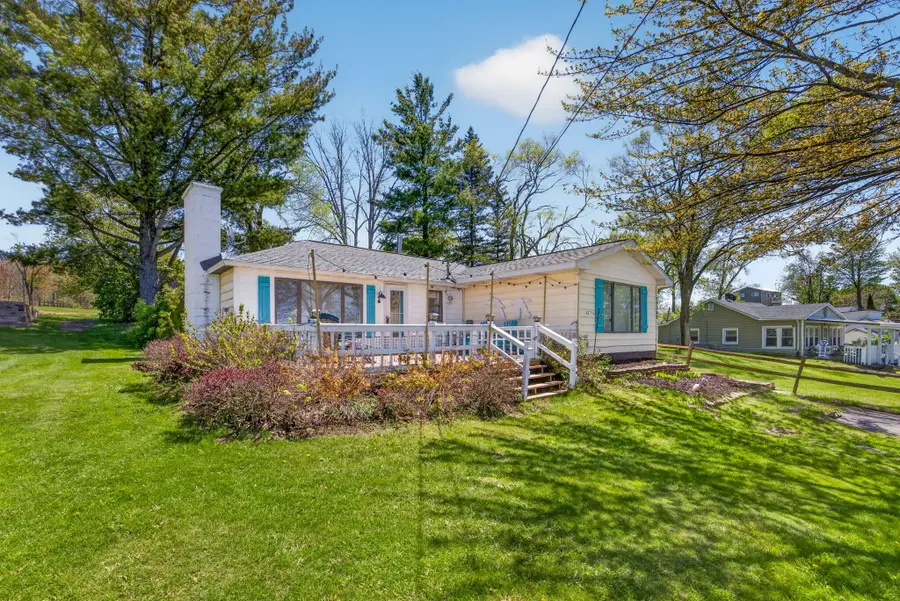 19380 E Chippewa Drive, Rodney, MI 49342 - #2