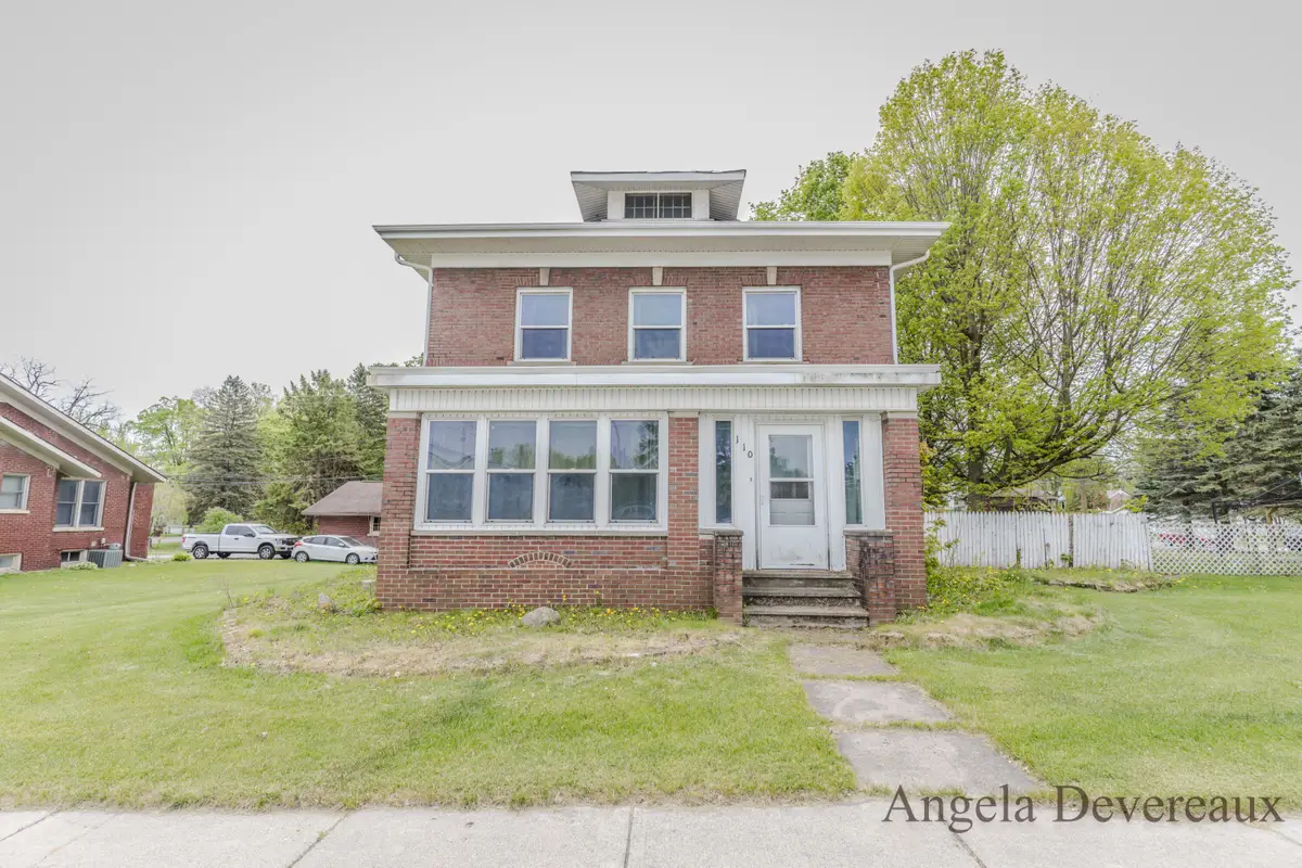 110 E Main Street, Edmore, MI 48829 - #1