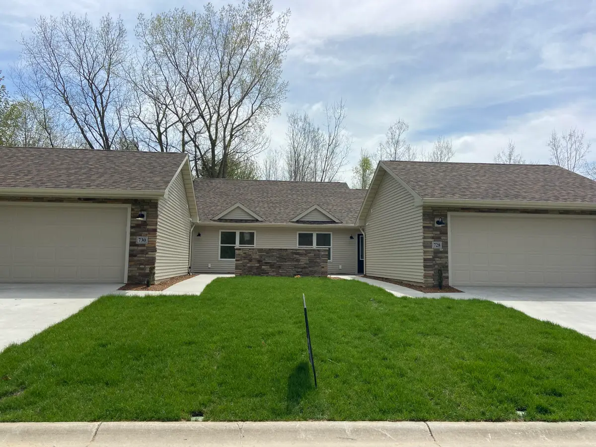 730 Violet Way, Saint Joseph, MI 49085 - #1