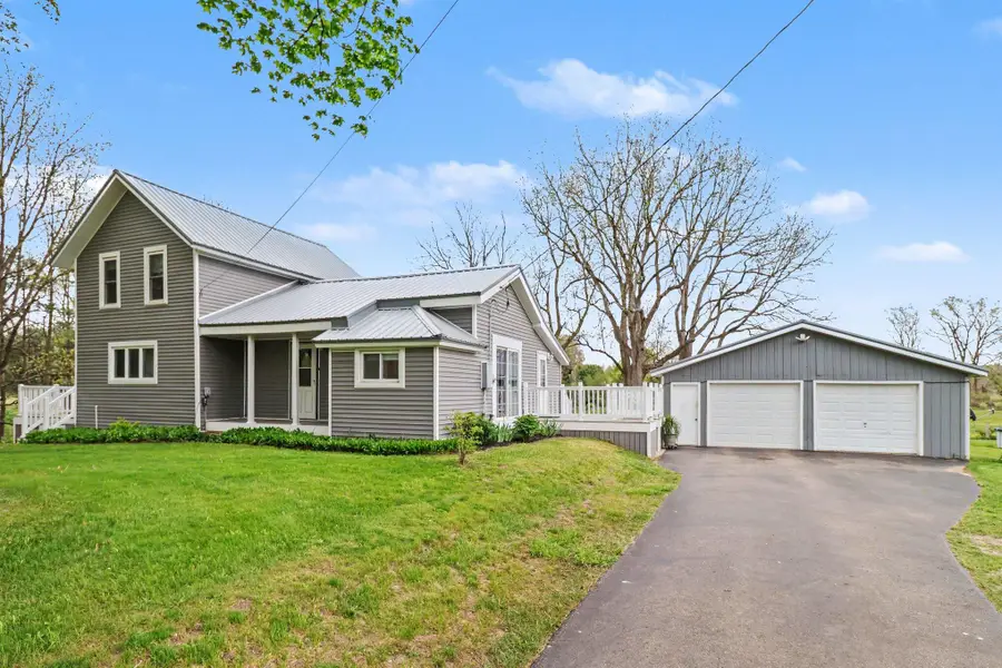 6975 S Clark Road, Nashville, MI 49073 - #2